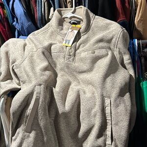 Men’s Eddie Bauer, tan color long sleeve sweatshirt, size large pockets nwt